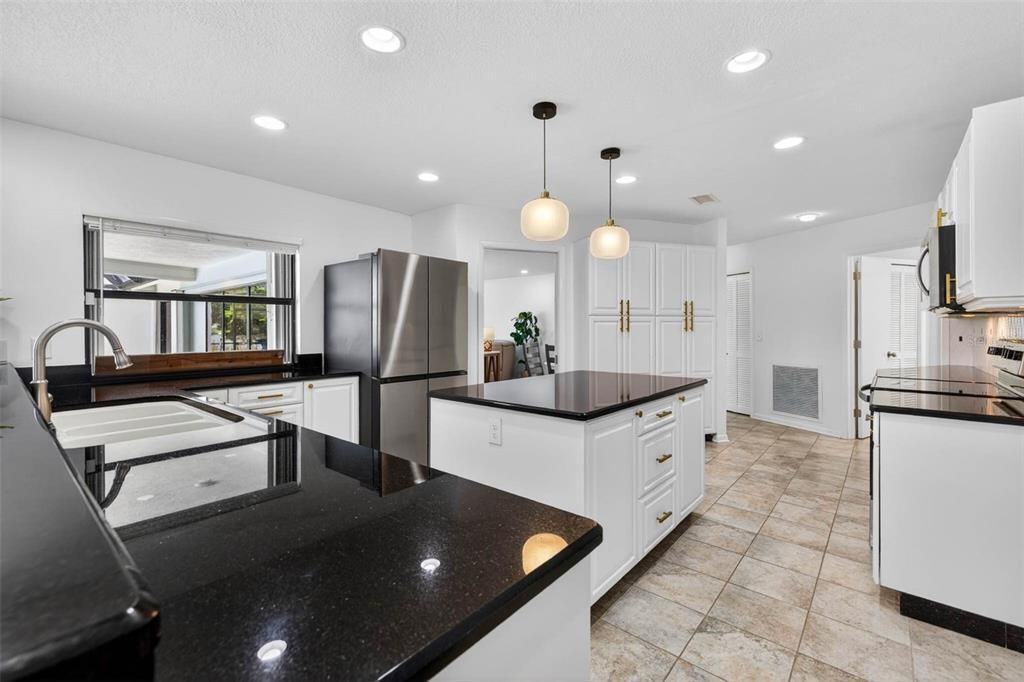 For Sale: $925,000 (4 beds, 3 baths, 2452 Square Feet)
