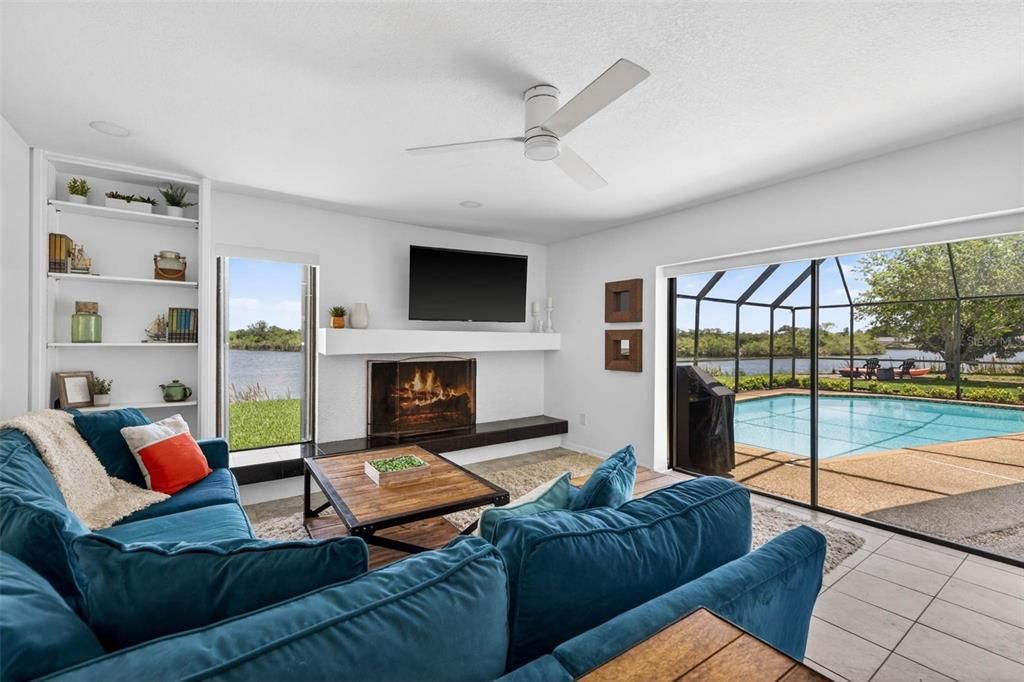 For Sale: $925,000 (4 beds, 3 baths, 2452 Square Feet)