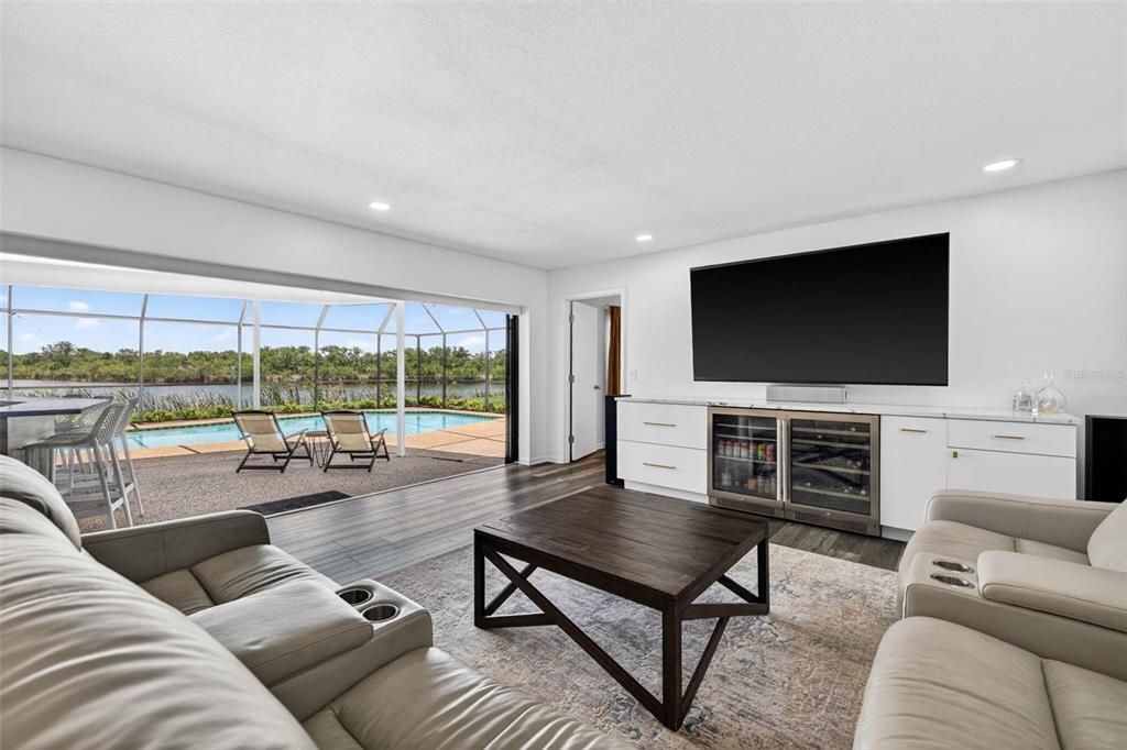 For Sale: $925,000 (4 beds, 3 baths, 2452 Square Feet)