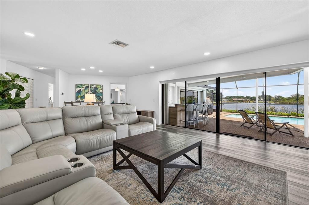 For Sale: $925,000 (4 beds, 3 baths, 2452 Square Feet)
