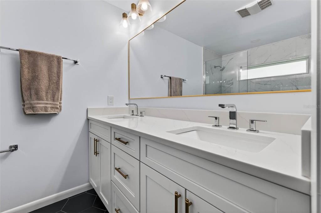 For Sale: $925,000 (4 beds, 3 baths, 2452 Square Feet)