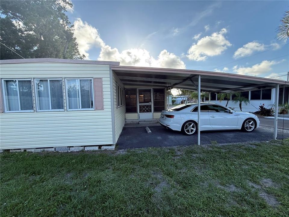 For Sale: $67,500 (1 beds, 1 baths, 528 Square Feet)