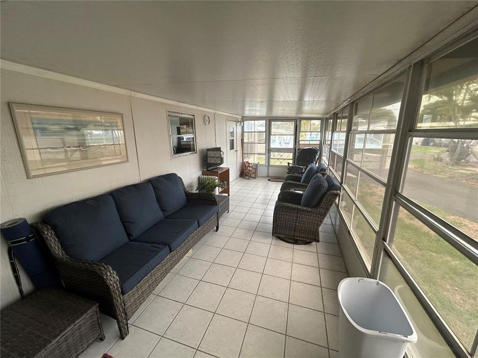 For Sale: $67,500 (1 beds, 1 baths, 528 Square Feet)