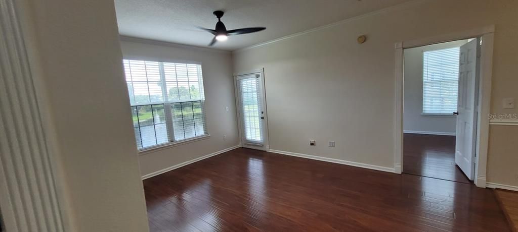 For Rent: $1,665 (1 beds, 1 baths, 599 Square Feet)