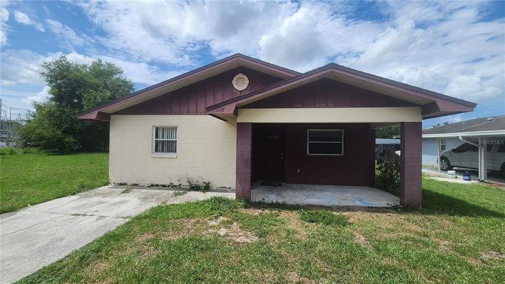 Active With Contract: $160,000 (3 beds, 2 baths, 1390 Square Feet)