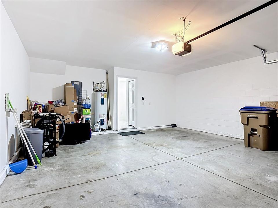 For Sale: $325,000 (3 beds, 2 baths, 1683 Square Feet)