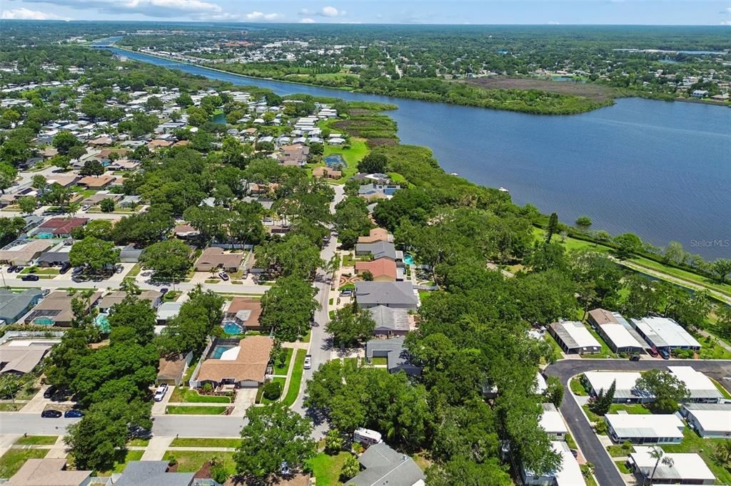 На продажу: $465,000 (3 спален, 2 ванн, 1393 Квадратных фут)