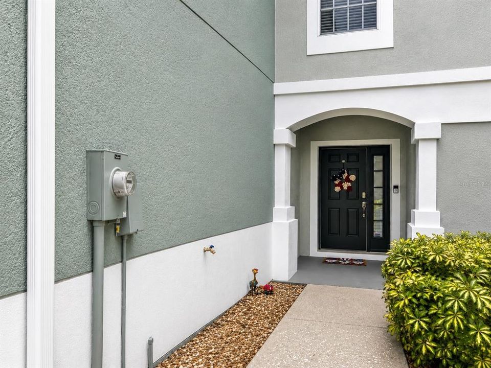 For Sale: $285,000 (3 beds, 2 baths, 1622 Square Feet)