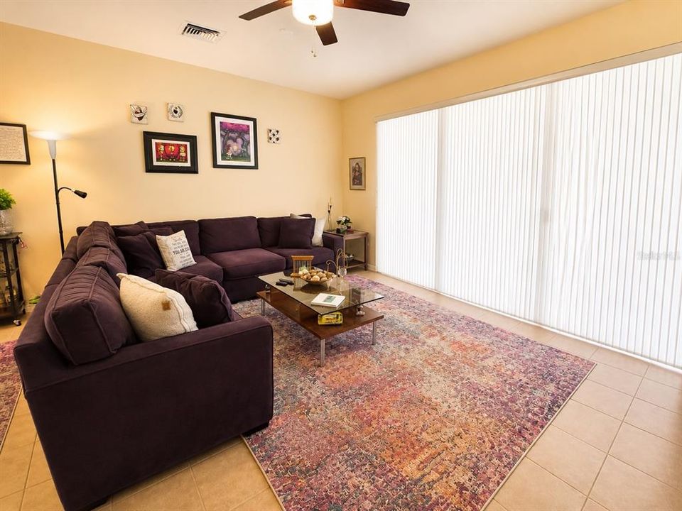 For Sale: $285,000 (3 beds, 2 baths, 1622 Square Feet)