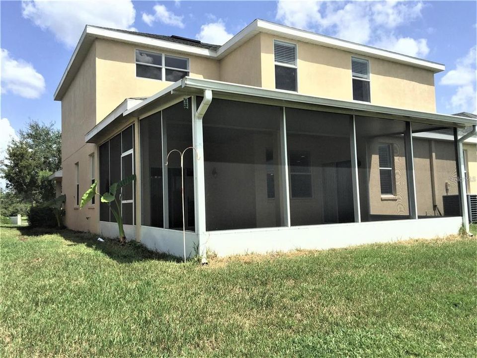 For Rent: $2,900 (5 beds, 3 baths, 2760 Square Feet)