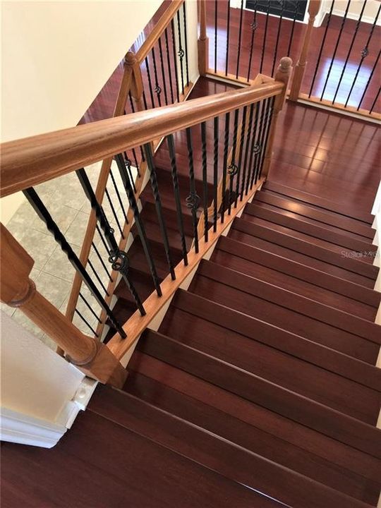 For Rent: $2,900 (5 beds, 3 baths, 2760 Square Feet)