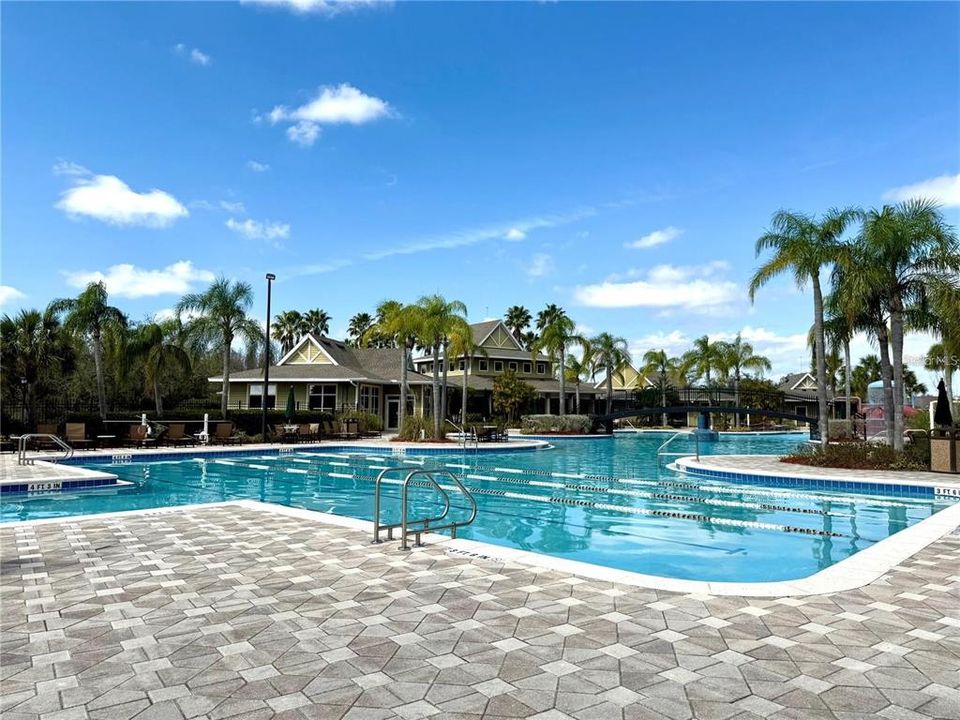 For Rent: $2,900 (5 beds, 3 baths, 2760 Square Feet)