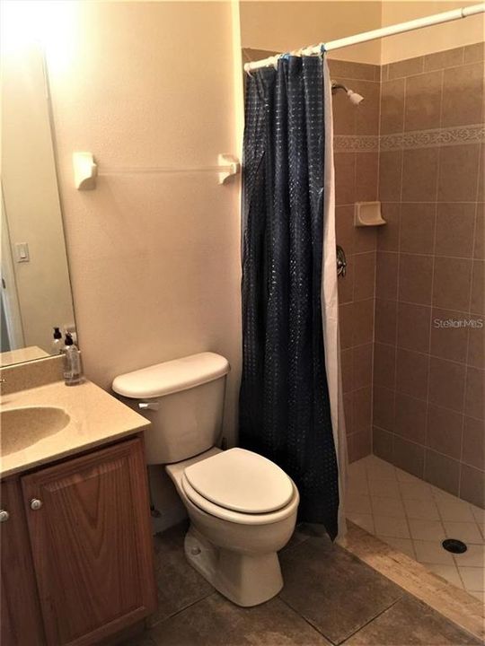 For Rent: $2,900 (5 beds, 3 baths, 2760 Square Feet)