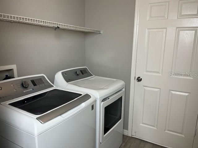 For Sale: $429,900 (4 beds, 2 baths, 1866 Square Feet)