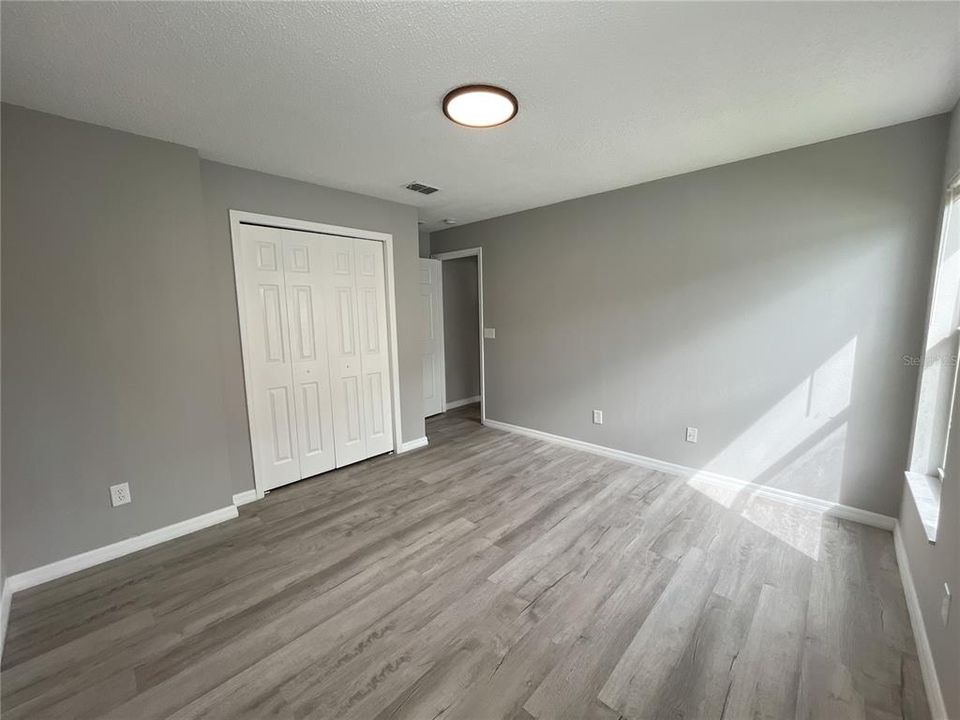 For Sale: $429,900 (4 beds, 2 baths, 1866 Square Feet)