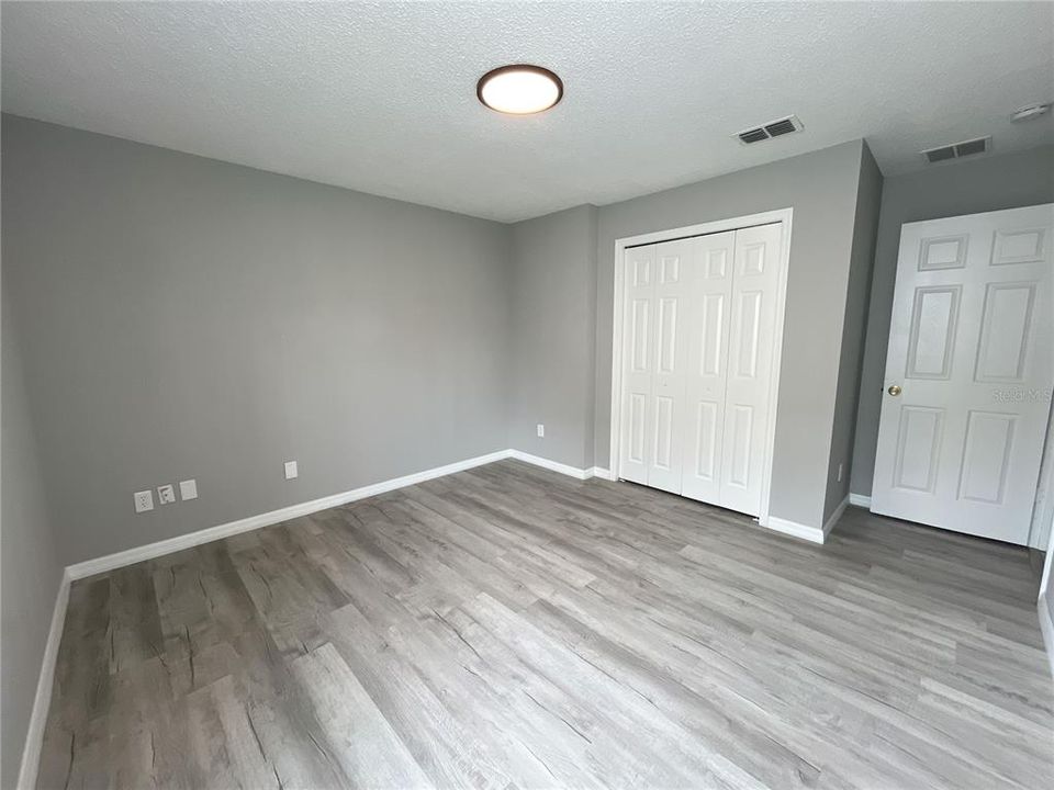 For Sale: $429,900 (4 beds, 2 baths, 1866 Square Feet)