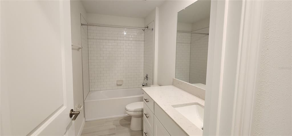 En Renta: $2,500 (4 camas, 2 baños, 1870 Pies cuadrados)