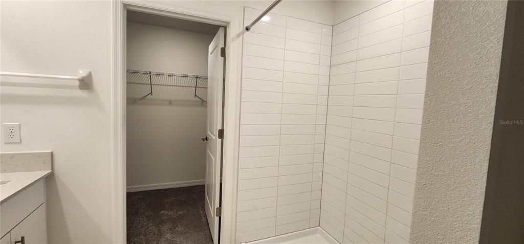 En Renta: $2,500 (4 camas, 2 baños, 1870 Pies cuadrados)
