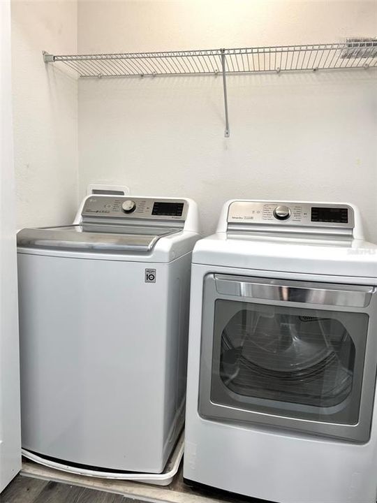 В аренду: $1,900 (3 спален, 2 ванн, 1364 Квадратных фут)