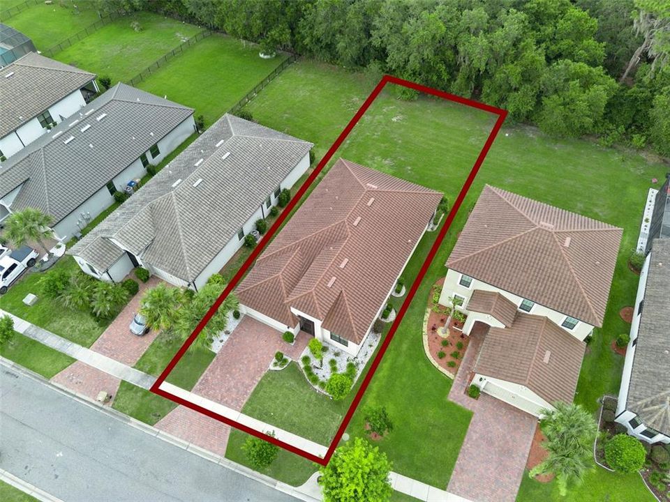 For Sale: $410,000 (4 beds, 2 baths, 2050 Square Feet)