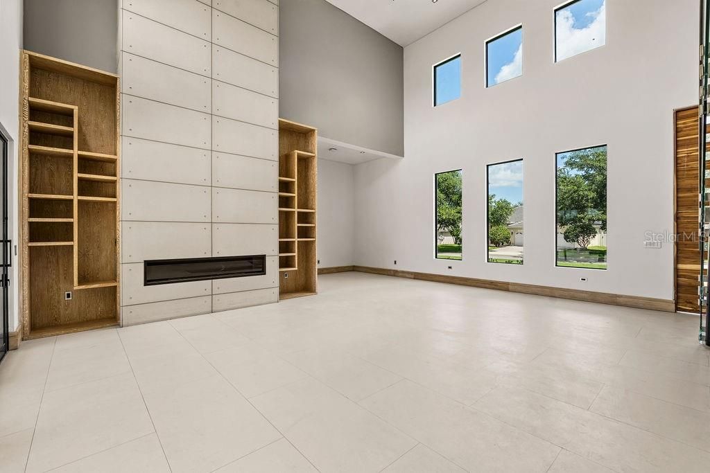 На продажу: $2,299,995 (4 спален, 4 ванн, 4362 Квадратных фут)