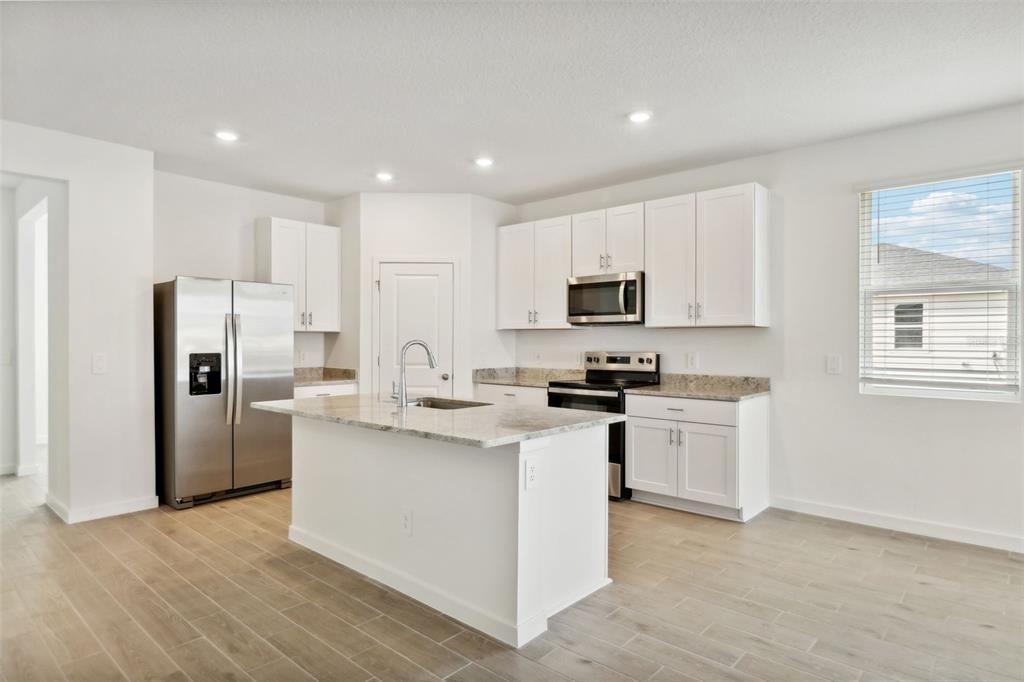 For Sale: $324,990 (3 beds, 2 baths, 1695 Square Feet)