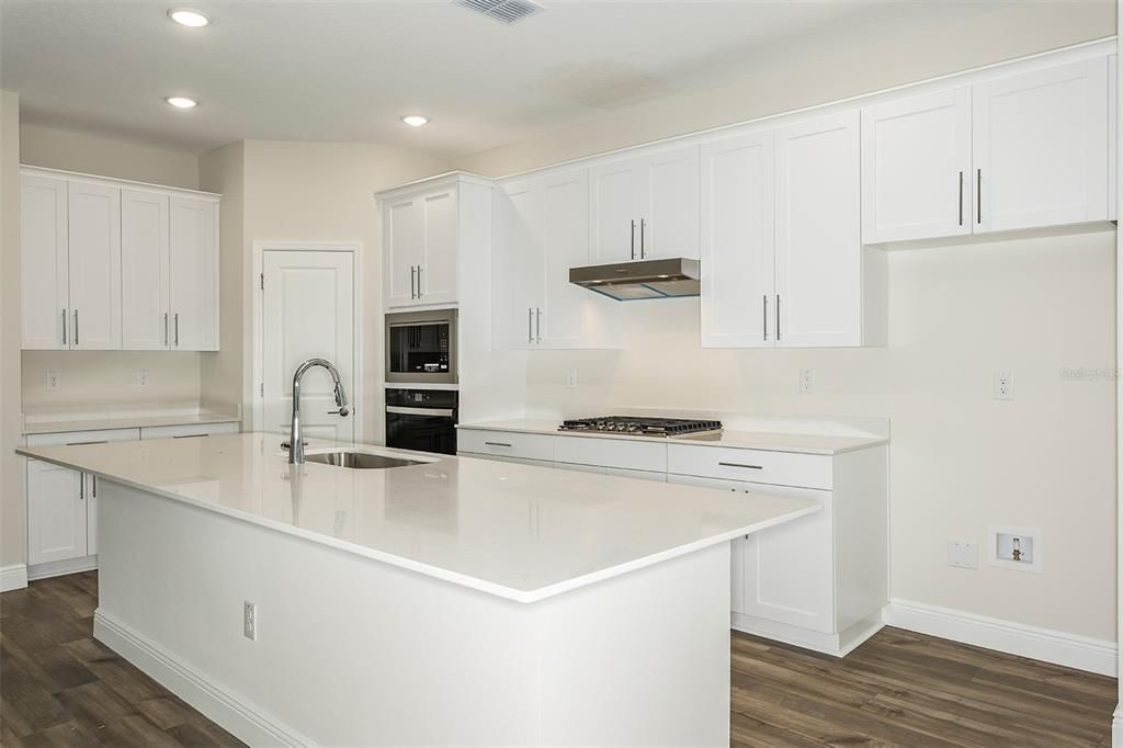 For Sale: $549,990 (5 beds, 3 baths, 3190 Square Feet)