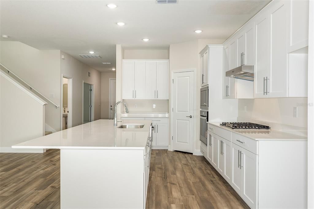 For Sale: $549,990 (5 beds, 3 baths, 3190 Square Feet)