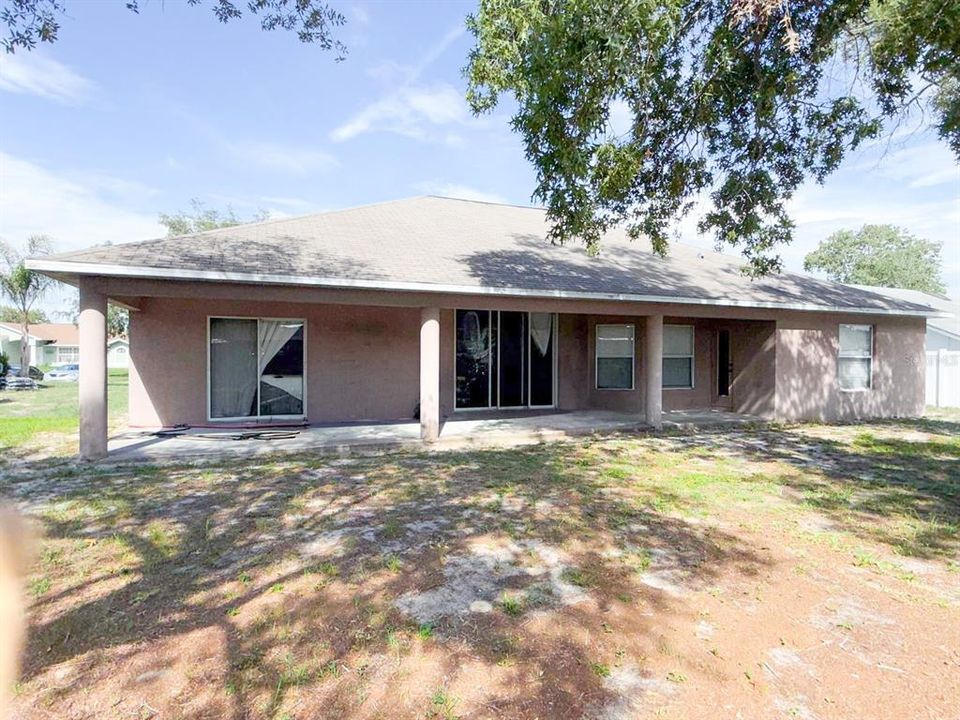 En Venta: $350,000 (4 camas, 2 baños, 2080 Pies cuadrados)