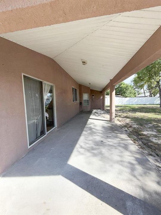 En Venta: $350,000 (4 camas, 2 baños, 2080 Pies cuadrados)