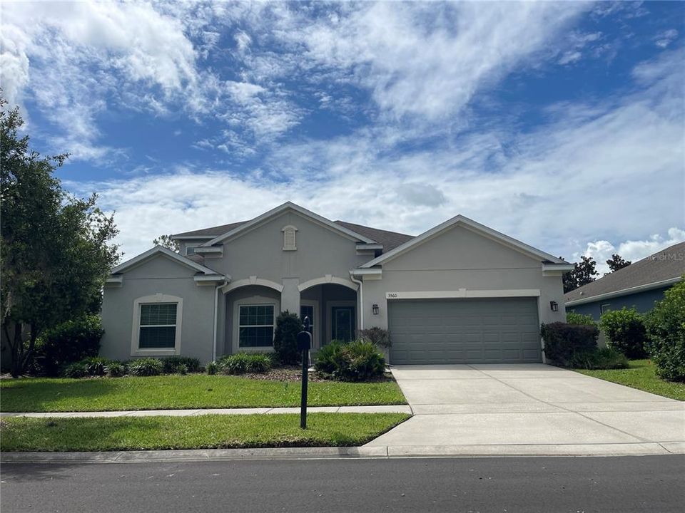 For Rent: $3,100 (6 beds, 4 baths, 3545 Square Feet)