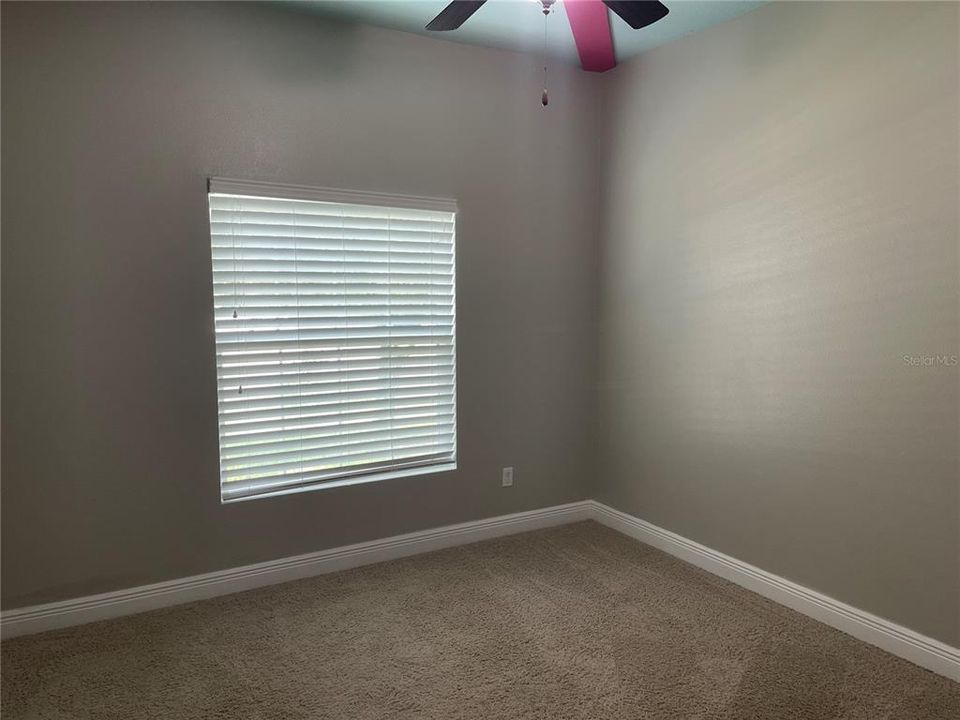 For Rent: $3,100 (6 beds, 4 baths, 3545 Square Feet)