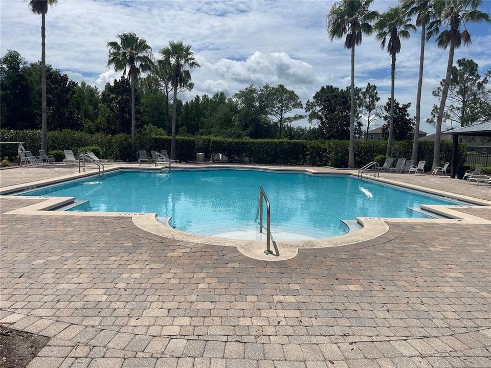 For Rent: $3,100 (6 beds, 4 baths, 3545 Square Feet)