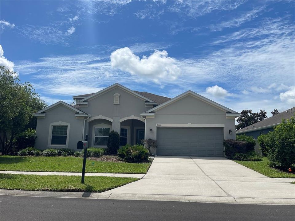 For Rent: $3,100 (6 beds, 4 baths, 3545 Square Feet)