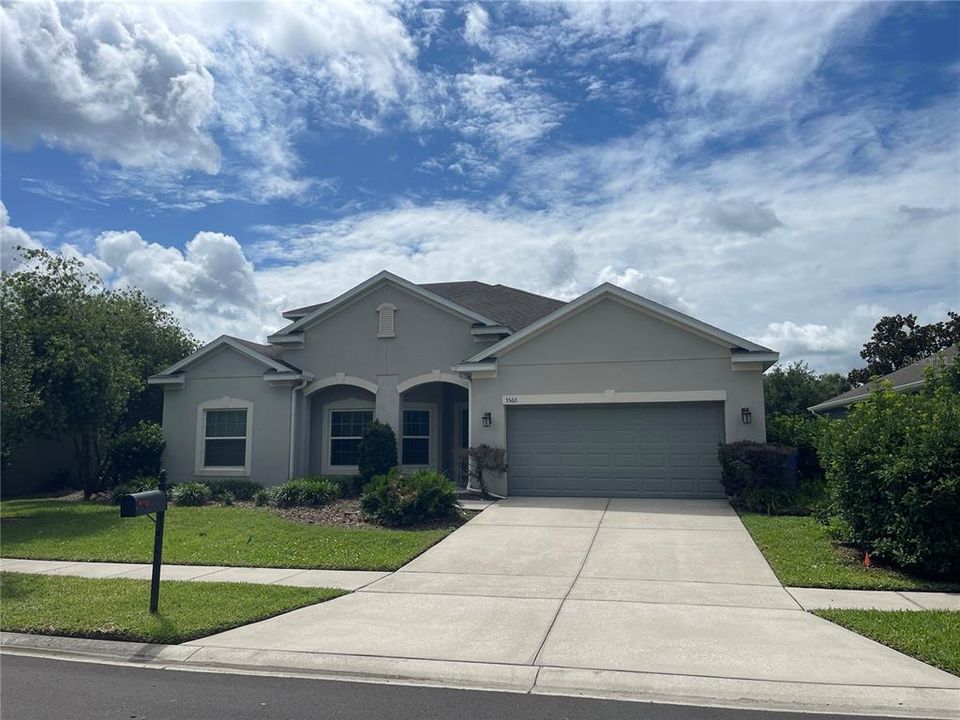 For Rent: $3,100 (6 beds, 4 baths, 3545 Square Feet)