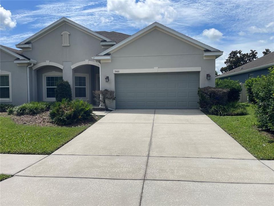 For Rent: $3,100 (6 beds, 4 baths, 3545 Square Feet)