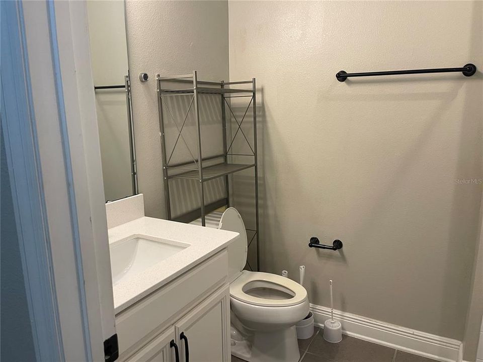 For Rent: $3,100 (6 beds, 4 baths, 3545 Square Feet)