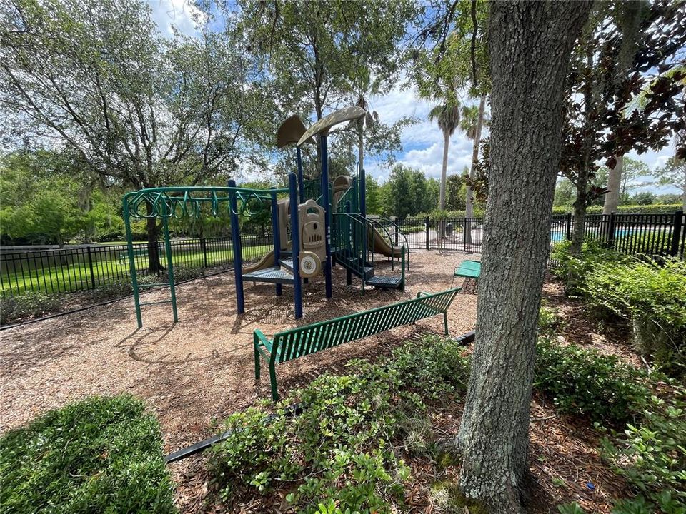 For Rent: $3,100 (6 beds, 4 baths, 3545 Square Feet)