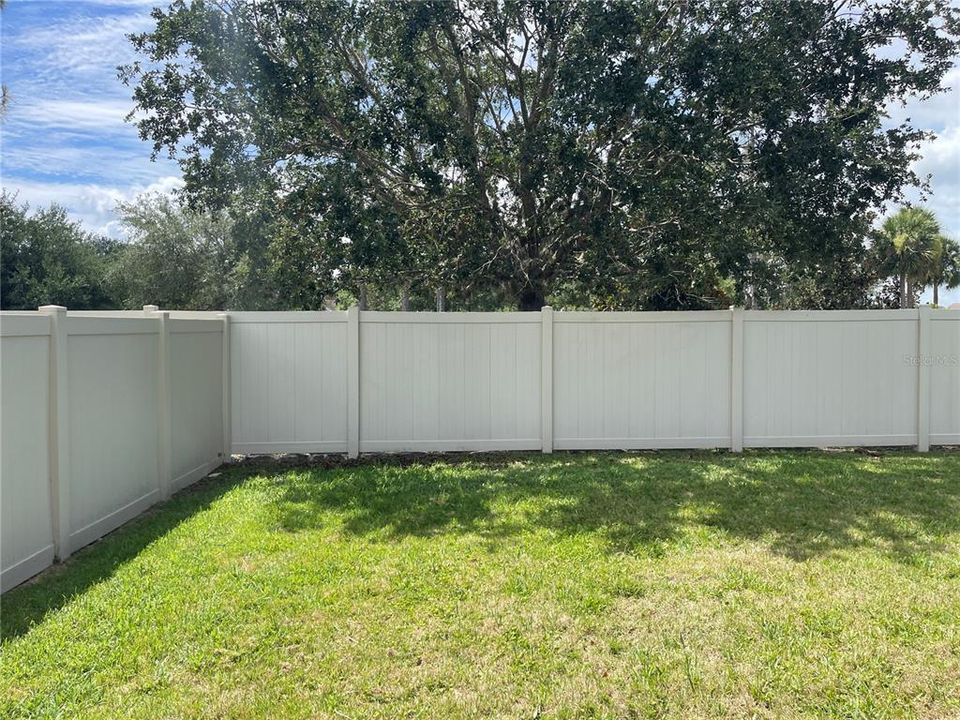 For Rent: $3,100 (6 beds, 4 baths, 3545 Square Feet)