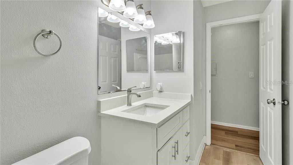 For Rent: $1,950 (3 beds, 1 baths, 1100 Square Feet)