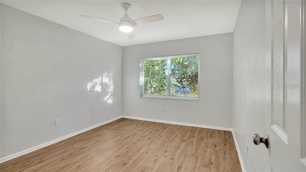 For Rent: $1,950 (3 beds, 1 baths, 1100 Square Feet)