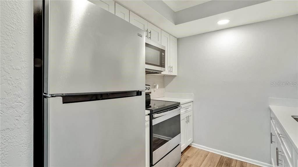 For Rent: $1,950 (3 beds, 1 baths, 1100 Square Feet)