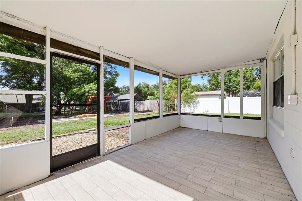 For Sale: $436,000 (3 beds, 2 baths, 1443 Square Feet)