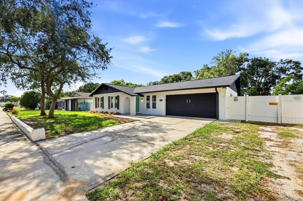 For Sale: $436,000 (3 beds, 2 baths, 1443 Square Feet)