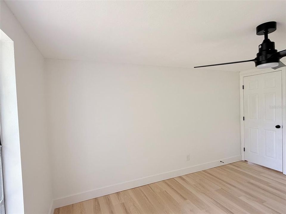 En Renta: $2,095 (3 camas, 2 baños, 1500 Pies cuadrados)