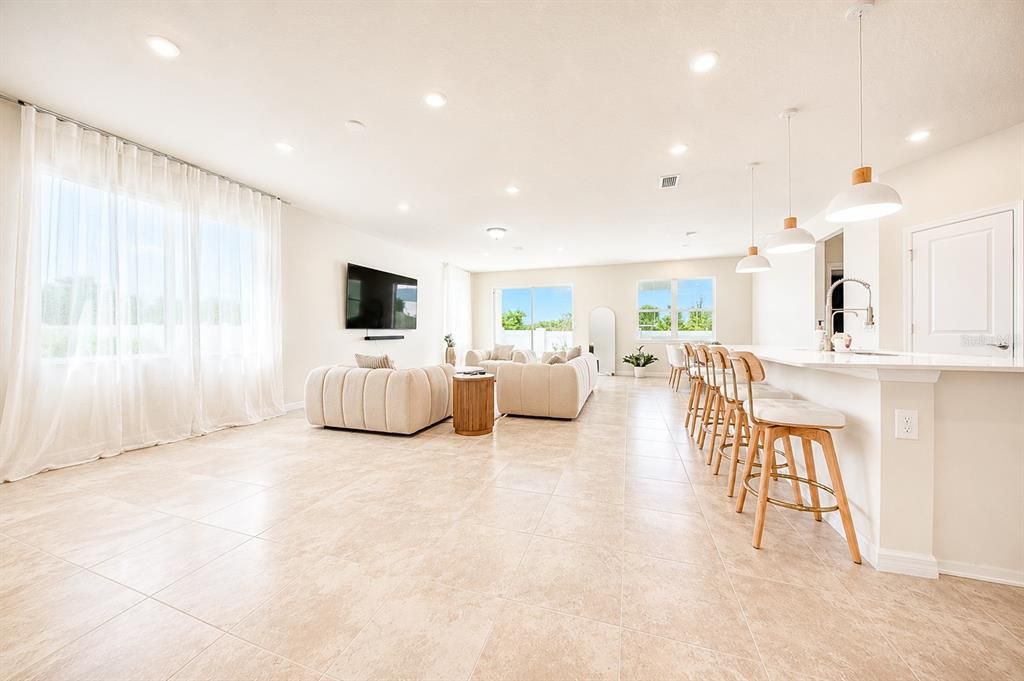 For Rent: $2,500 (3 beds, 3 baths, 2230 Square Feet)