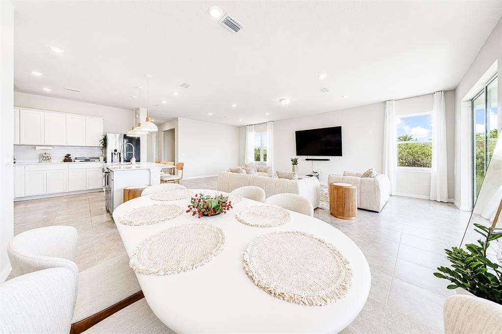 For Rent: $2,500 (3 beds, 3 baths, 2230 Square Feet)