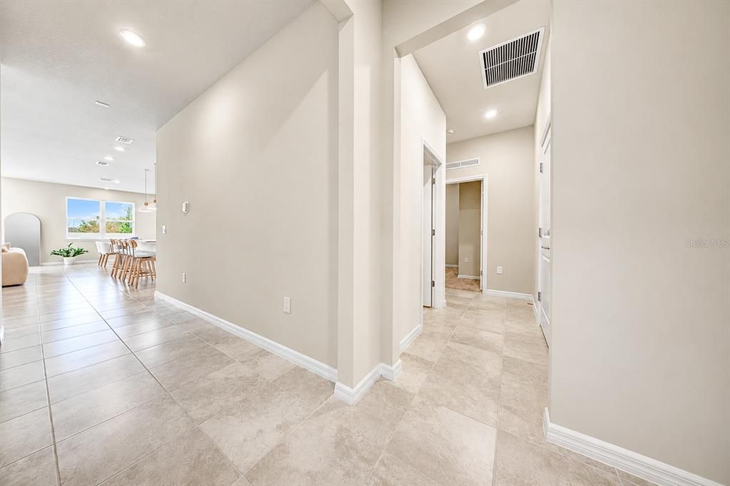 For Rent: $2,500 (3 beds, 3 baths, 2230 Square Feet)