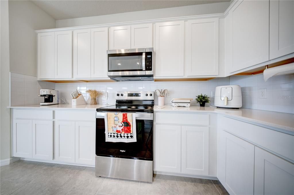 For Rent: $2,500 (3 beds, 3 baths, 2230 Square Feet)