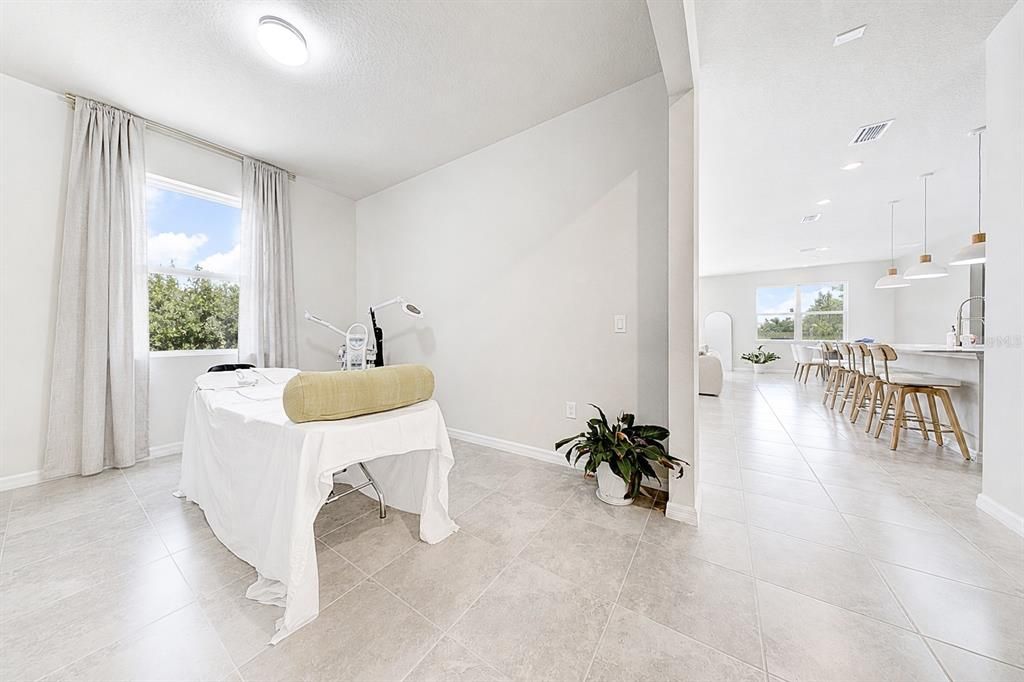 For Rent: $2,500 (3 beds, 3 baths, 2230 Square Feet)